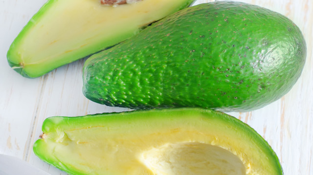 אבוקדו (צילום: אינג'אימג')