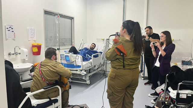 להקת גדולים במדים (צילום: גדולים במדים)