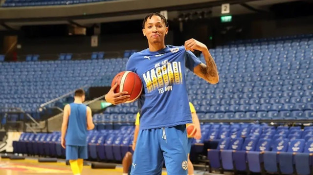 שחקן מכבי תל אביב ג'ו תומאסון (צילום: GettyImages, מתוך האינסטגרם של מכבי תל אביב)