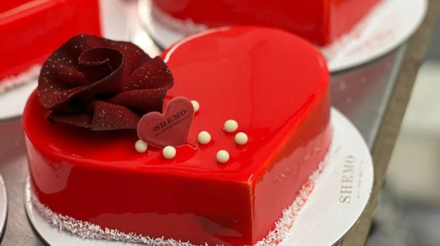 קולקציית אהבה של מיקי שמו (צילום: ישראל אלפסה)