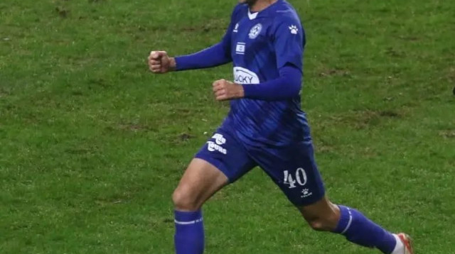 שחקן מכבי פתח תקוה עוביידה חטאב (צילום: שלומי גבאי)