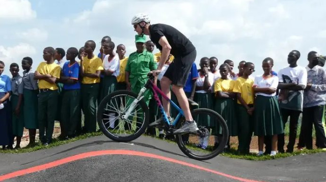 פרום במירוץ הראווה, אתמול (צילום: ישראל פרמייר טק)