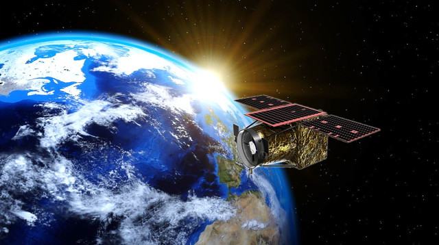 לוויין (צילום: יונתן בלום)