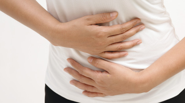כאב בטן (צילום: אינג'אימג')