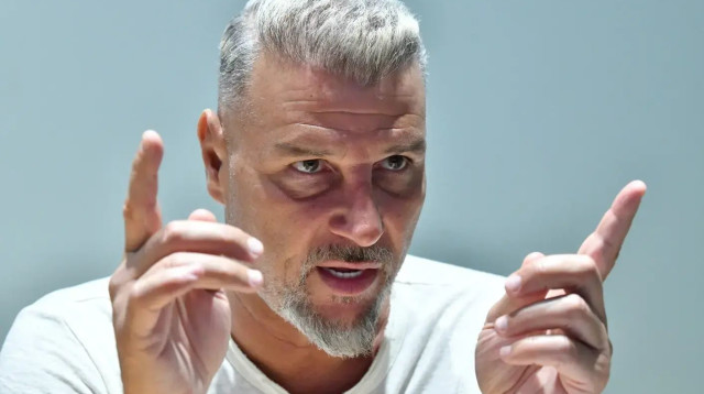 איציק זוהר – ריאיון 2023 (צילום: ראובן קסטרו)