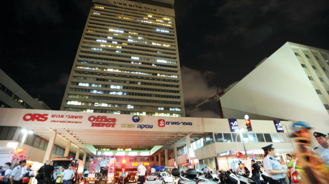 מגדל שלום (צילום: גילי יערי פלאש 90)