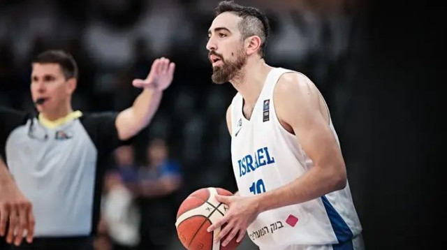 גם בר טימור סיפק הופעה מעולה (צילום: אתר רשמי, fiba.com)