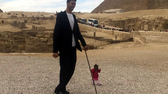 האיש הגבוה בעולם לצד האישה הנמוכה בעולם (צילום: רויטרס)