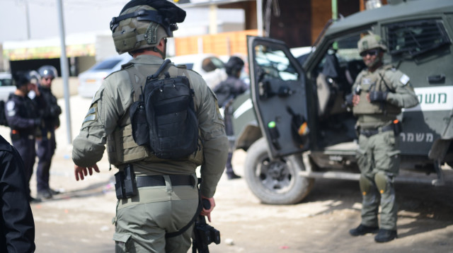 כוחות מג"ב (צילום: דוברות המשטרה)