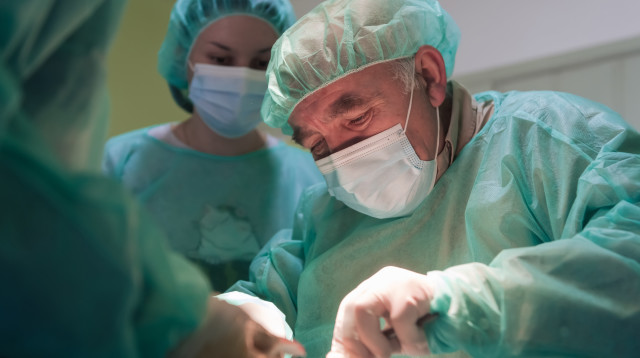 ניתוח (צילום: אינגאימג')