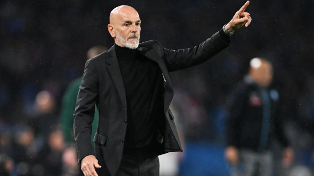 סטפאנו פיולי מאמן מילאן (צילום: GettyImages)