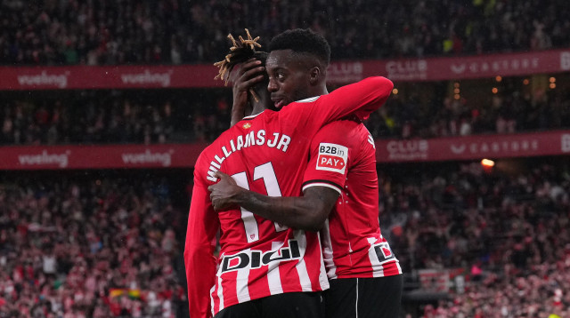 איניאקי וויליאמס חוגג עם ניקו וויליאמס אתלטיק בילבאו (צילום: GettyImages)