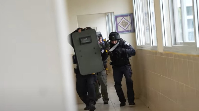 משטרת ישראל בפעולה (צילום: דוברות המשטרה)