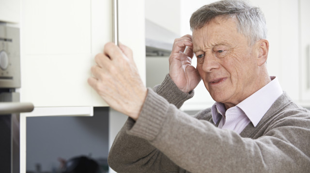 נוטים לשכוח דברים? כנראה שאתם סובלים ממחסור בוויטמין הזה (צילום: אינג'אימג')