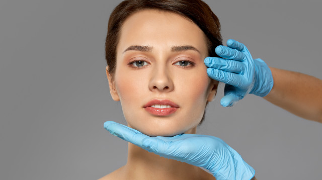 מתיחת פנים (צילום: אילוסטרציה אינגאימג')