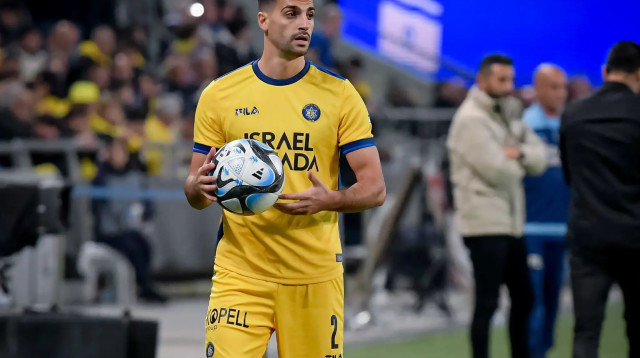 אבישי כהן שחקן מכבי תל אביב (צילום: אריאל שלום)