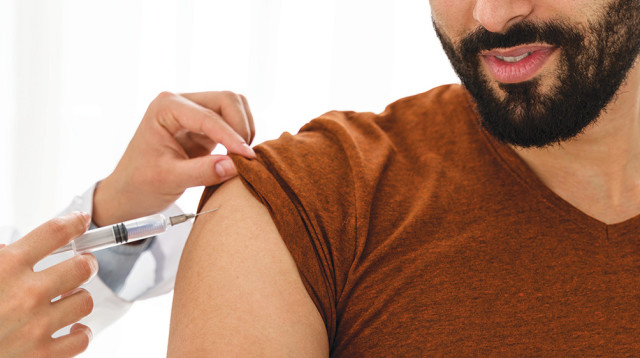 זריקת פרפ  (צילום: אינגאימג')