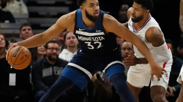 ניצח את ג'ורג'. אנתוני טאונס (צילום: רויטרס)