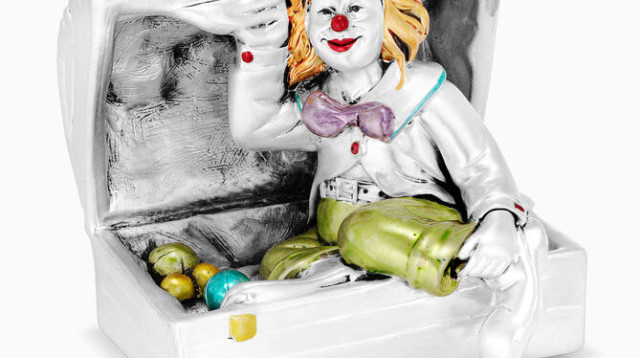 מגשים מיוחדים למשלוחי מנות. "הצורפים" (צילום: צחי קיבנשטיין)