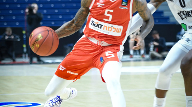 קסבייר מנפורד, הפועל תל אביב (צילום: אתר רשמי, נטליה נונייז, באדיבות הפועל תל אביב)