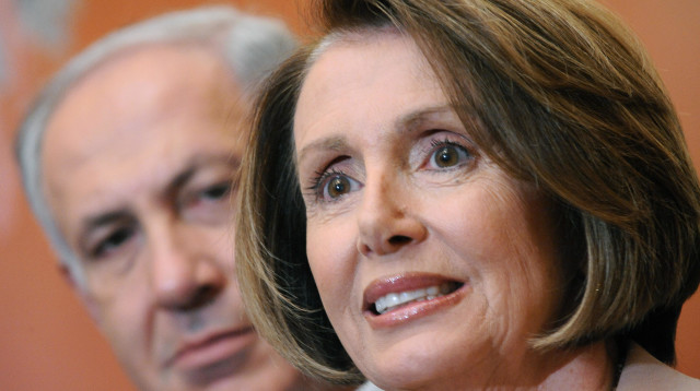 ננסי פלוסי, בנימין נתניהו (צילום: AFP via Getty Images)