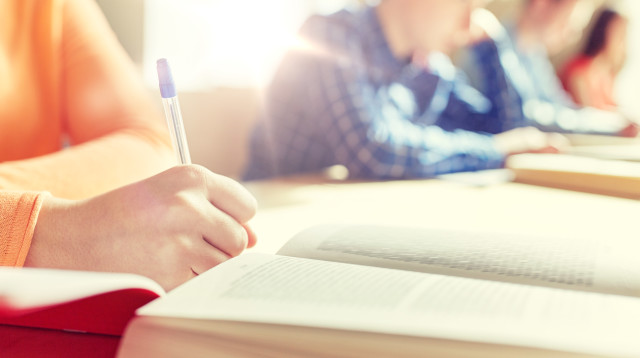 סטודנטים, לימודים (צילום: אינג'אימג')