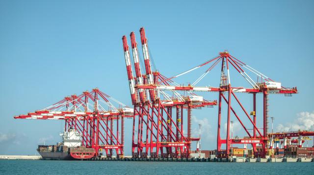 נמל חיפה (צילום: שיר תורם פלאש 90)