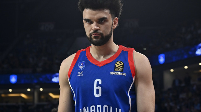 גם הוא בלט. בריאנט (צילום: GettyImages, Seskim Photo/MB Media)