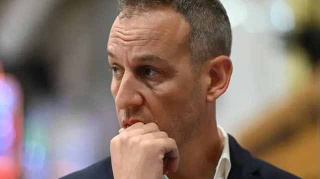 ועכשיו, ז'לגיריס. קטש (צילום: ברני ארדוב)