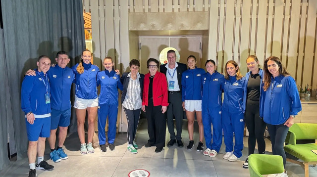 נבחרת הטניס של ישראל פוגשת את בילי ג'ין קינג (צילום: איגוד הטניס)