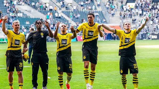 דורטמונד חוגגת (צילום: Rene Nijhuis/MB Media / Contributor)