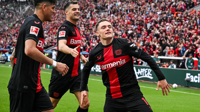 פלוריאן וירץ חוגג שער של באייר לברקוזן (צילום: GettyImages, ANP)