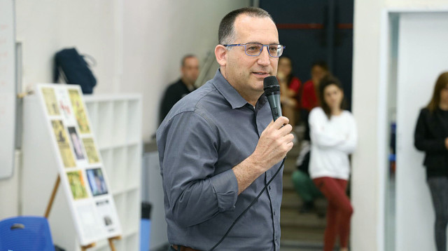 קוניק. ראש העיר של כולם (צילום: עיריית גבעתיים)