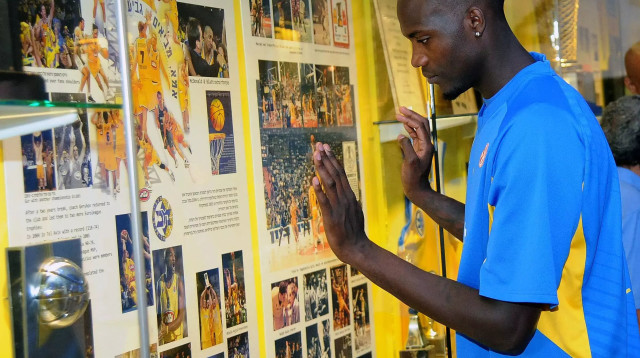 שון ג'יימס, מכבי תל אביב (צילום: ברני ארדוב)