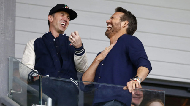 בעלי רקסהאם, ריאן ריינולדס, רוב מקלהני (צילום: רויטרס)