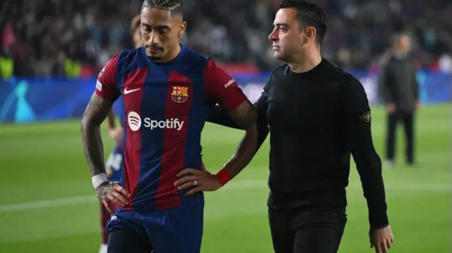 תם הסיפור. צ'אבי עם ראפיניה (צילום: GettyImages, David Ramos)