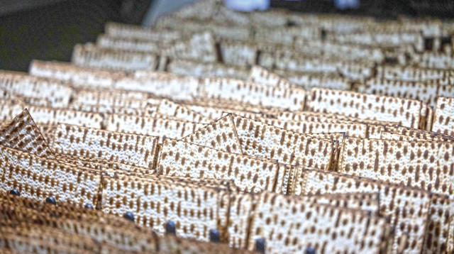 מצות (צילום: יונתן זינדל, פלאש 90)