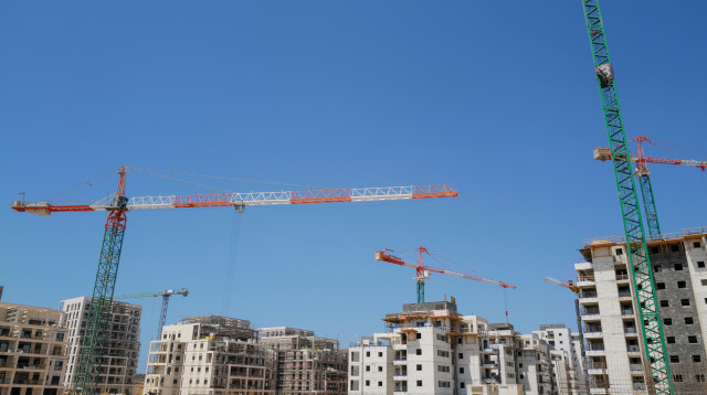 שכונה בבנייה (צילום: מיכאל גלעדי, פלאש 90)