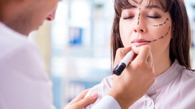 האף מגיע לצורתו הסופית רק כשנה לאחר הניתוח (צילום: אינגאימג')