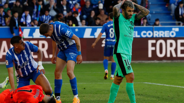 אנחל קוראה שחקן אתלטיקו מדריד מאוכזב (צילום: רויטרס)