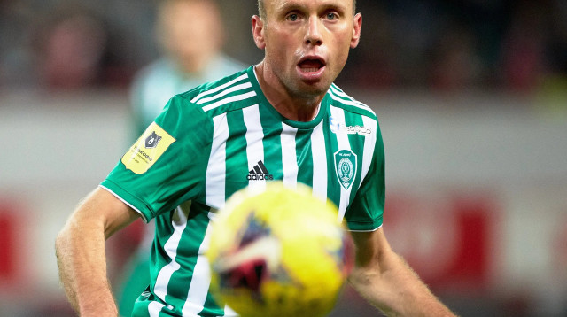 דניס גלושאקוב במדי אחמט גרוזני ב-2020 (צילום: GettyImages, Oleg Nikishin)