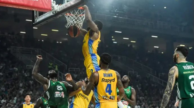 ניבו מסיים עם שתי נקודות (צילום: אתר רשמי, Andreas Papakonstantinou / Tourette Phot)