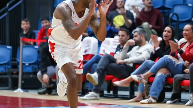 סוף סוף קצת נחת. ירושלים חוגגת (צילום: דני מרון)