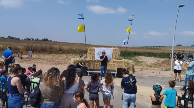 טקס נטיעות בקיבוץ גברעם (צילום: דוברות התנועה הקיבוצית)