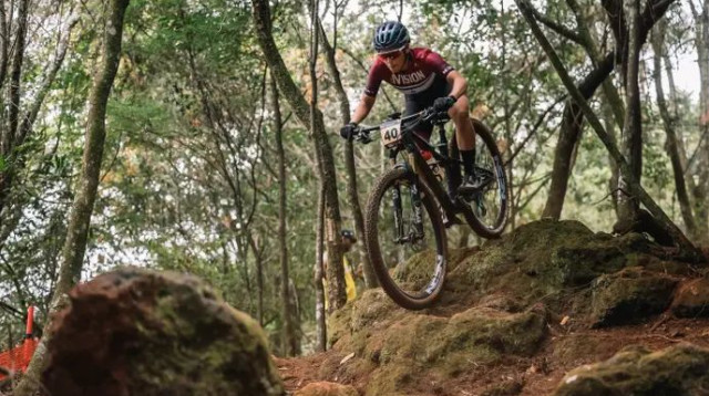 משימה לא פשוטה. נוימן (צילום: אתר רשמי, Piotr staron)