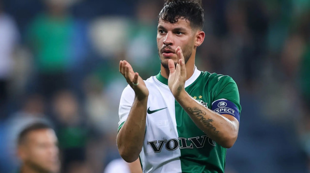 שחקן מכבי חיפה סאן מנחם (צילום: מאור אלקסלסי)