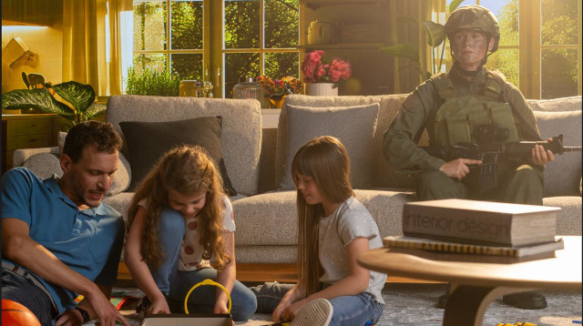 מתוך התשדיר של נט"ל (צילום: אבי זוארץ)