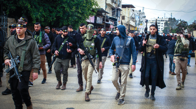 חמושים פלסטיניים בג'נין (צילום: נסאר אישתייה, פלאש 90)