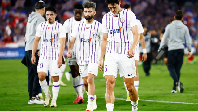 שחקני אל עין מאוכזבים (צילום: רויטרס)