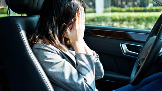 מה הפיצוי שיקבל מי שנפגע בתאונת דרכים כשנהג בלי רישיון (צילום: baona gettyimages)